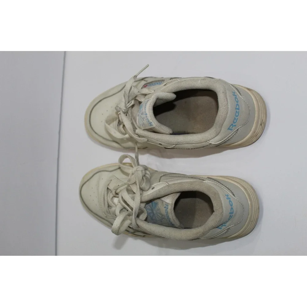 Reebok Classic Club C Women 8 Leather Low Top Sneakers Cream Blue FZ3878